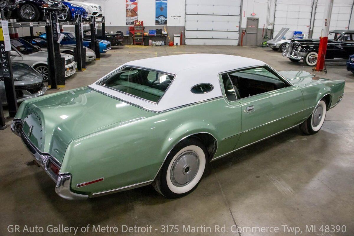 Lincoln-Continental-1972-Green-Green-150147-5