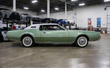 Lincoln-Continental-1972-Green-Green-150147-6