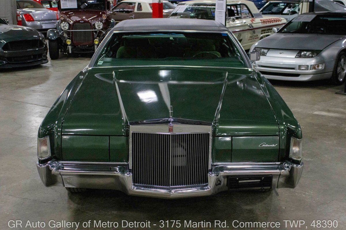 Lincoln-Continental-1972-Ivy-MoonDust-Metallic-Green-148761-10