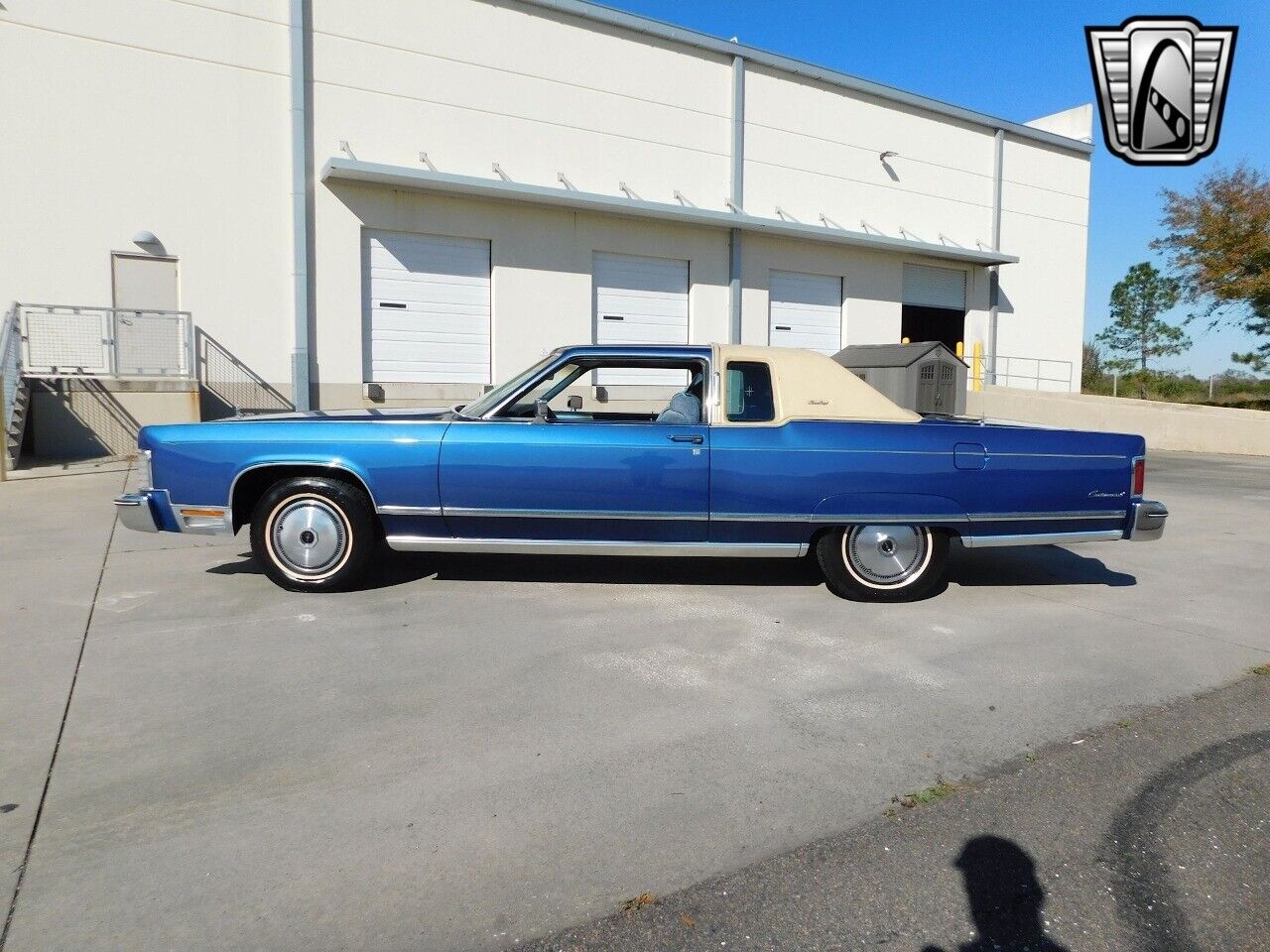 Lincoln-Continental-1976-Blue-Blue-75623-5