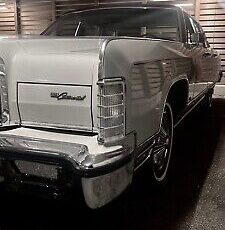 Lincoln-Continental-1976-Grey-93342-10