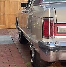 Lincoln-Continental-1976-Grey-93342-6