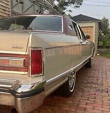 Lincoln-Continental-1976-Grey-93342-7