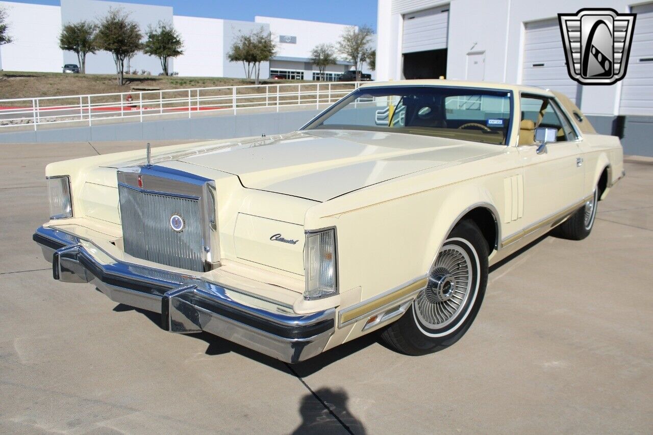 Lincoln-Continental-1977-Yellow-Yellow-72174-3