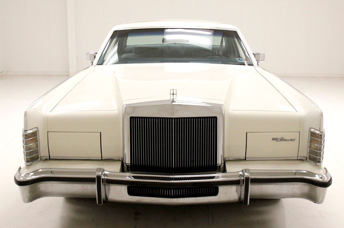 Lincoln-Continental-1978-White-Blue-82748-7