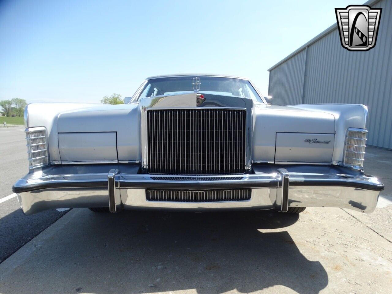 Lincoln-Continental-1979-Gray-Red-100669-2