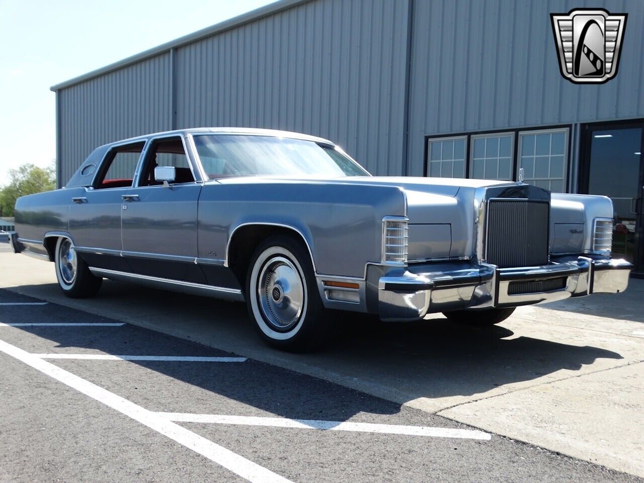 Lincoln-Continental-1979-Gray-Red-100669-9