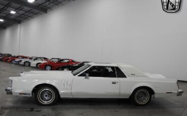 Lincoln-Continental-1979-White-Blue-82516-4