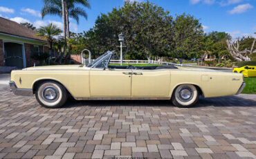 Lincoln-Continental-Cabriolet-1966-Green-Black-128601-2