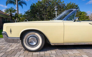 Lincoln-Continental-Cabriolet-1966-Green-Black-128601-3