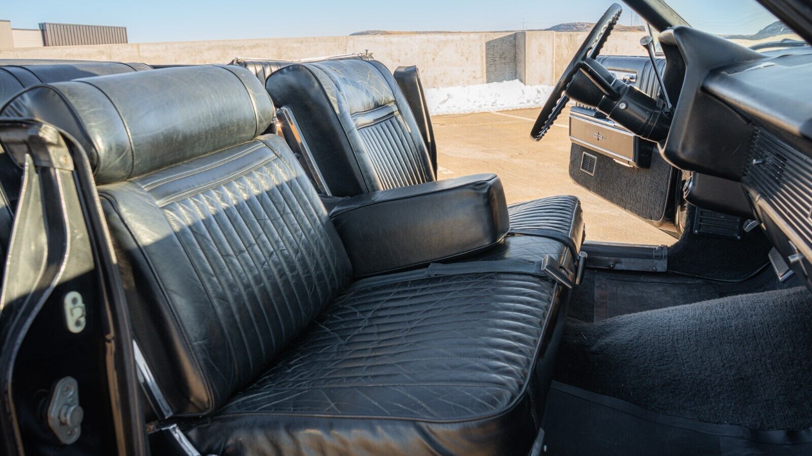 Lincoln-Continental-Cabriolet-1967-Black-Black-105871-27