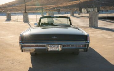 Lincoln-Continental-Cabriolet-1967-Black-Black-105871-7