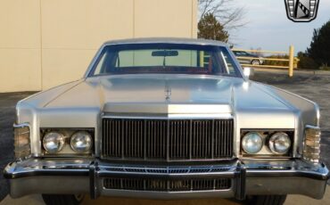 Lincoln-Continental-Coupe-1976-Silver-Red-72231-5