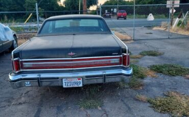 Lincoln-Continental-Coupe-1977-251058-2