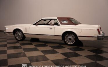 Lincoln-Continental-Coupe-1977-White-Red-122032-10