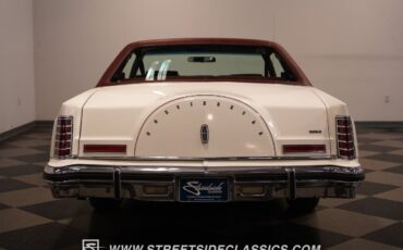 Lincoln-Continental-Coupe-1977-White-Red-122032-13