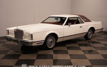 Lincoln-Continental-Coupe-1977-White-Red-122032-22