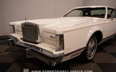 Lincoln-Continental-Coupe-1977-White-Red-122032-23