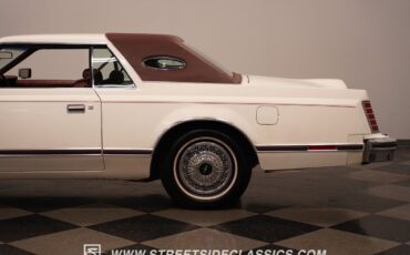 Lincoln-Continental-Coupe-1977-White-Red-122032-26