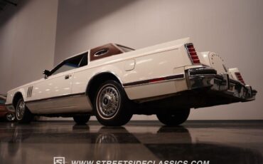 Lincoln-Continental-Coupe-1977-White-Red-122032-27