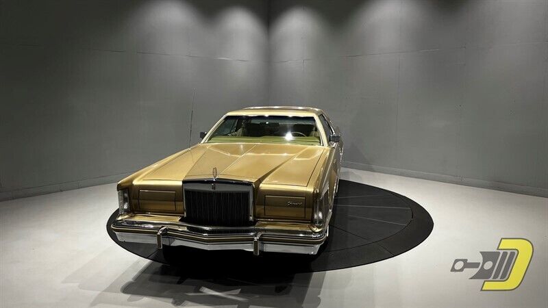 Lincoln-Continental-Coupe-1978-Gold-Gold-128825-14