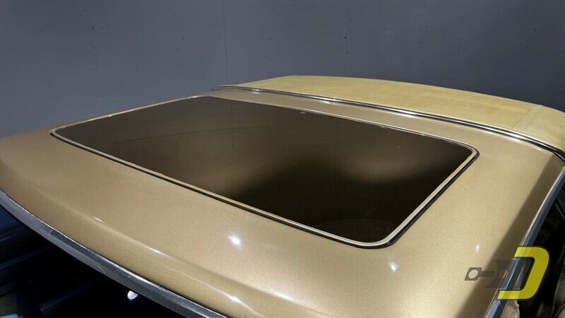 Lincoln-Continental-Coupe-1978-Gold-Gold-128825-20