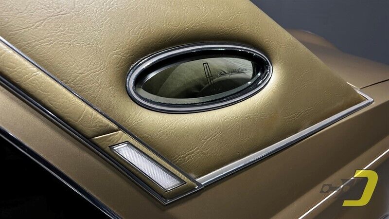 Lincoln-Continental-Coupe-1978-Gold-Gold-128825-21