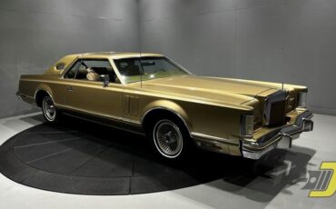 Lincoln-Continental-Coupe-1978-Gold-Gold-128825-28