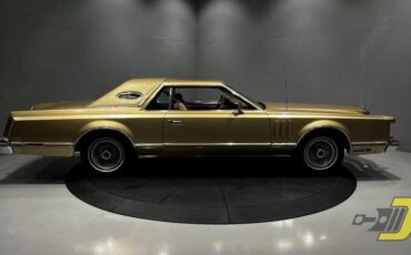 Lincoln-Continental-Coupe-1978-Gold-Gold-128825-31