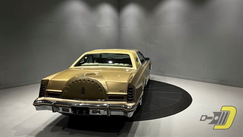 Lincoln-Continental-Coupe-1978-Gold-Gold-128825-6