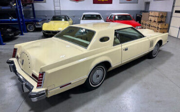 Lincoln-Continental-Coupe-1978-Gold-Tan-51171-7