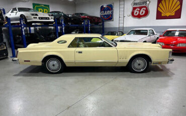 Lincoln-Continental-Coupe-1978-Gold-Tan-51171-9