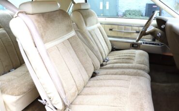 Lincoln-Continental-Coupe-1979-Gold-Gold-92077-20