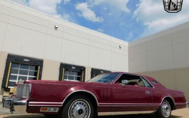 Lincoln-Continental-Coupe-1979-Red-Red-36085-9