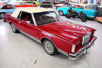 Lincoln-Continental-Coupe-1983-Burgundy-Burgundy-32308-1