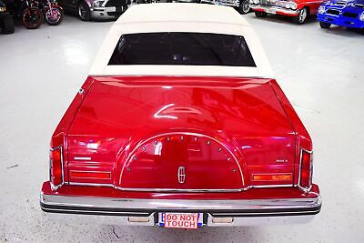 Lincoln-Continental-Coupe-1983-Burgundy-Burgundy-32308-14