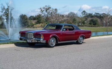 Lincoln Continental Mark III  year1}