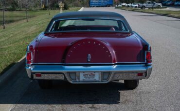 Lincoln-Continental-Mark-III-1970-Burgundy-Maroon-24748-4