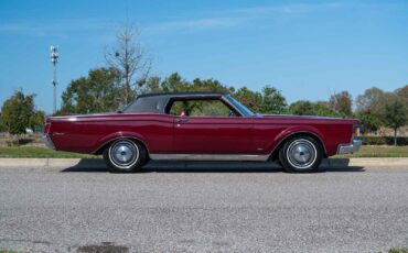 Lincoln-Continental-Mark-III-1970-Burgundy-Maroon-24748-6