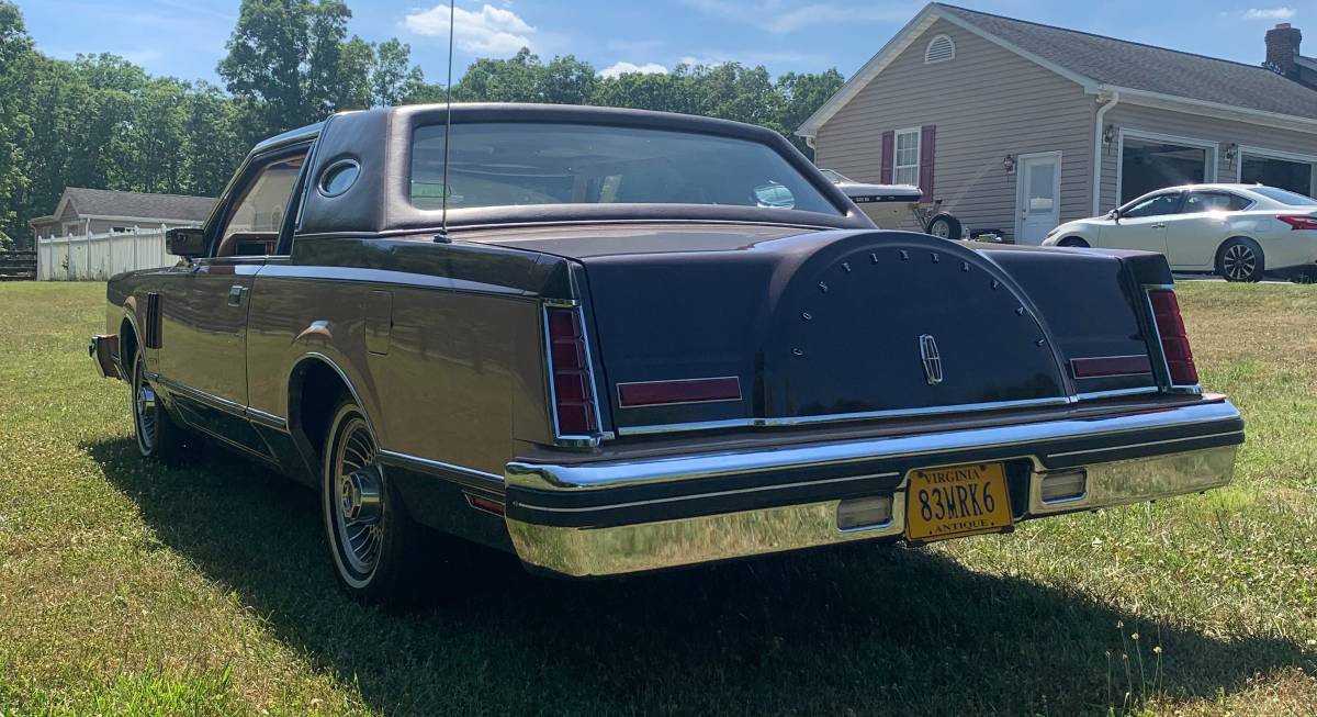 Lincoln-Continental-mark-vi-1983-82076-2