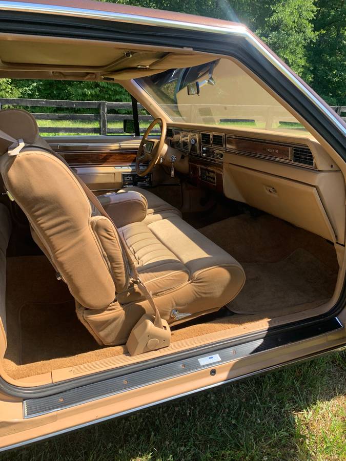 Lincoln-Continental-mark-vi-1983-82076-8