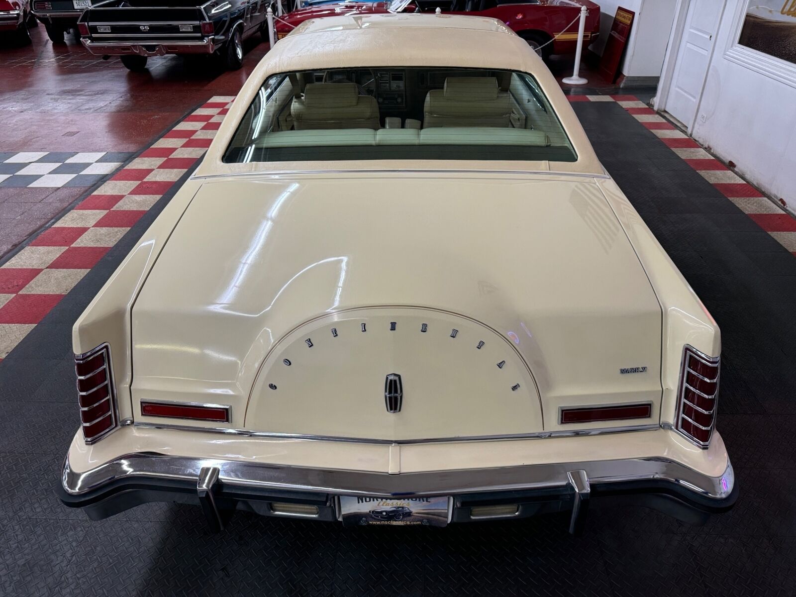 Lincoln-Mark-Series-1979-Cream-Tan-58530-12