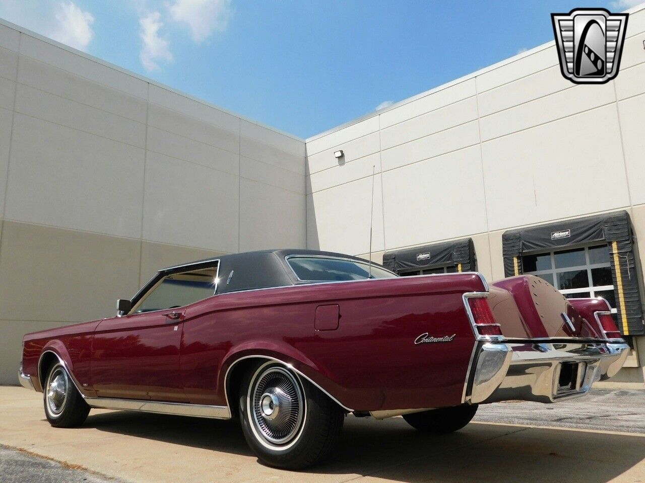 Lincoln-Mark-Series-Coupe-1969-Red-Maroon-18527-8