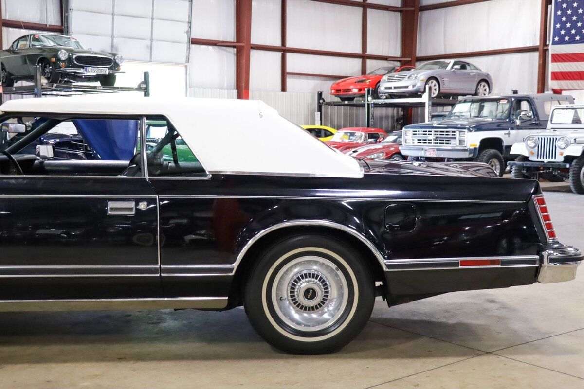 Lincoln-Mark-Series-Coupe-1978-Black-Black-40288-4