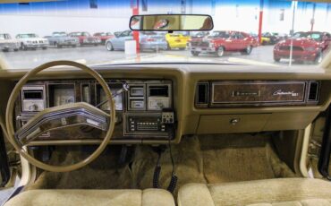 Lincoln-Mark-Series-Coupe-1979-Cream-Tan-22418-11