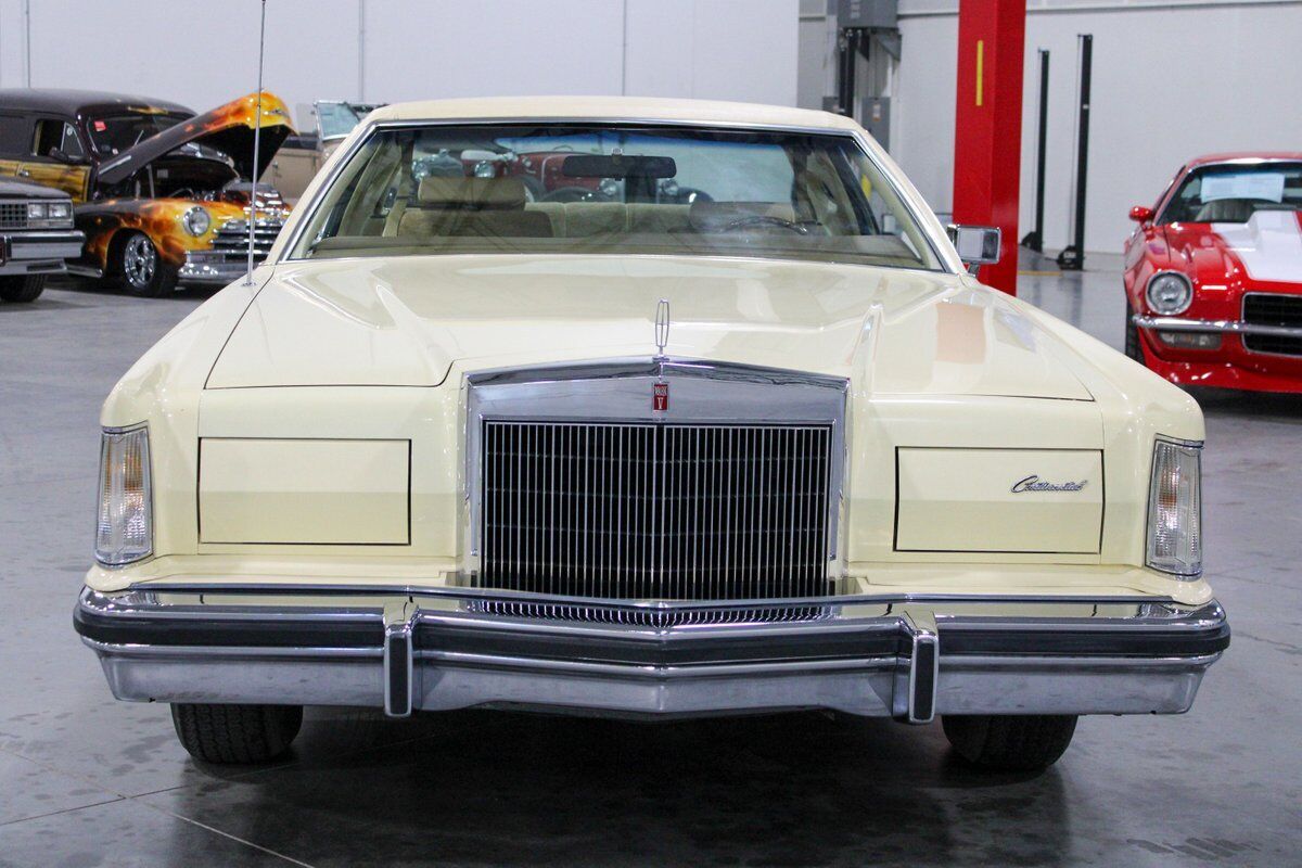 Lincoln-Mark-Series-Coupe-1979-Cream-Tan-22418-7