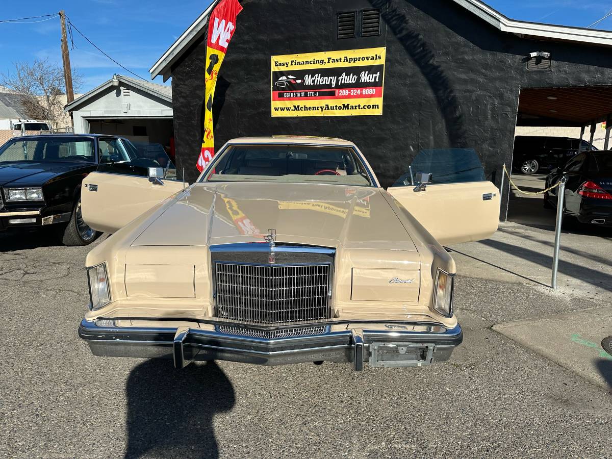 Lincoln-Mark-v-1979-yellow-182778-1