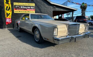 Lincoln-Mark-v-1979-yellow-182778-4