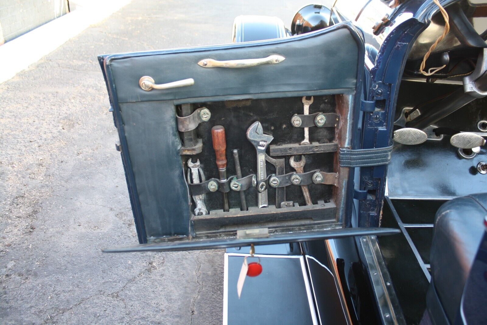 Lincoln-Phaeton-Cabriolet-1921-Blue-Blue-109348-7