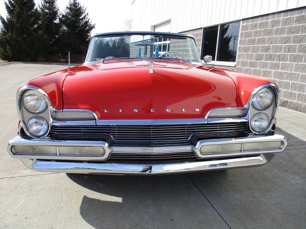 Lincoln-Premiere-Convertible-1957-Red-Black-149270-5